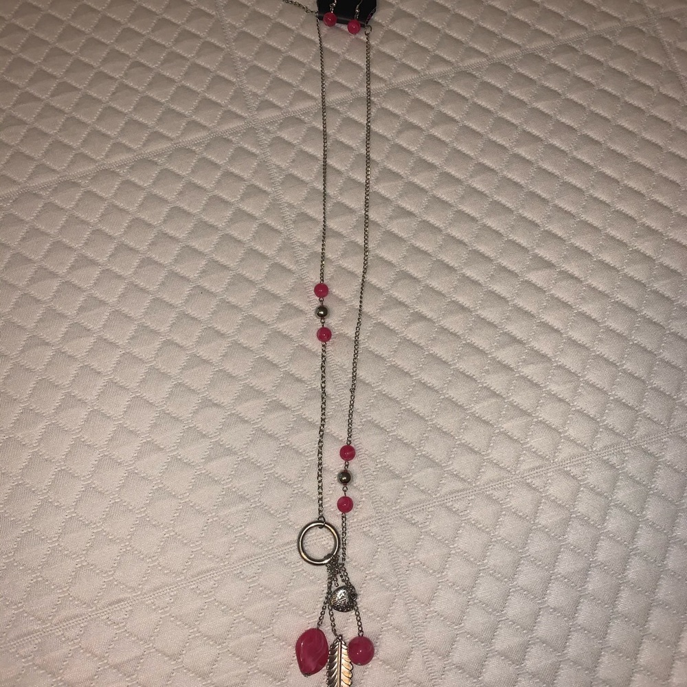 Paparazzi necklace and earrings set
